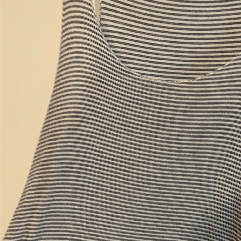 Zara Tank - Picture 3 of 4